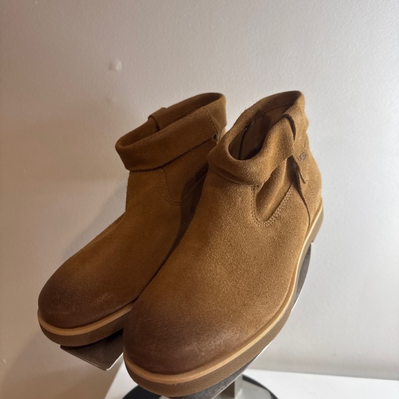 UGG Women's Josefene Cuff  Chestnut Boots New - Picture 5 of 7